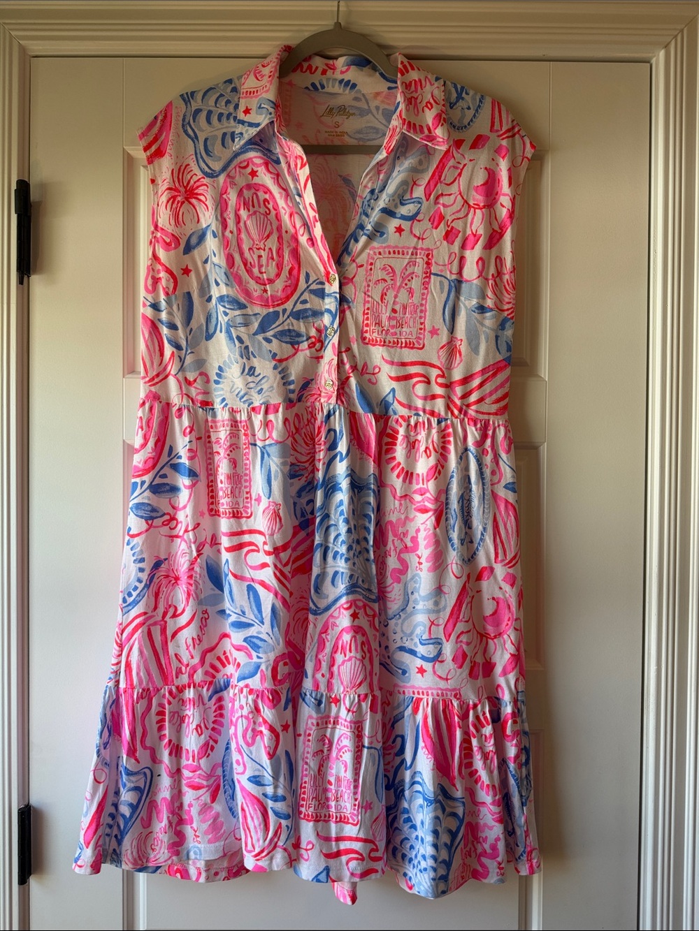 Lilly Pulitzer Pink and Blue Printed Sleeveless Shirt Dress
